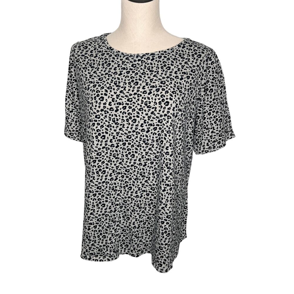 Loft Vintage Soft black/gray animal print short sleeve top Size 16/18